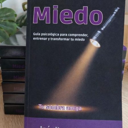 Libro Miedo, tu sombra amiga